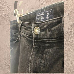 Abercrombie & Fitch Harper Low Rise Ankle in Black